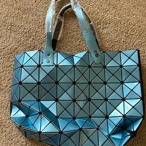 Geo metric handbag